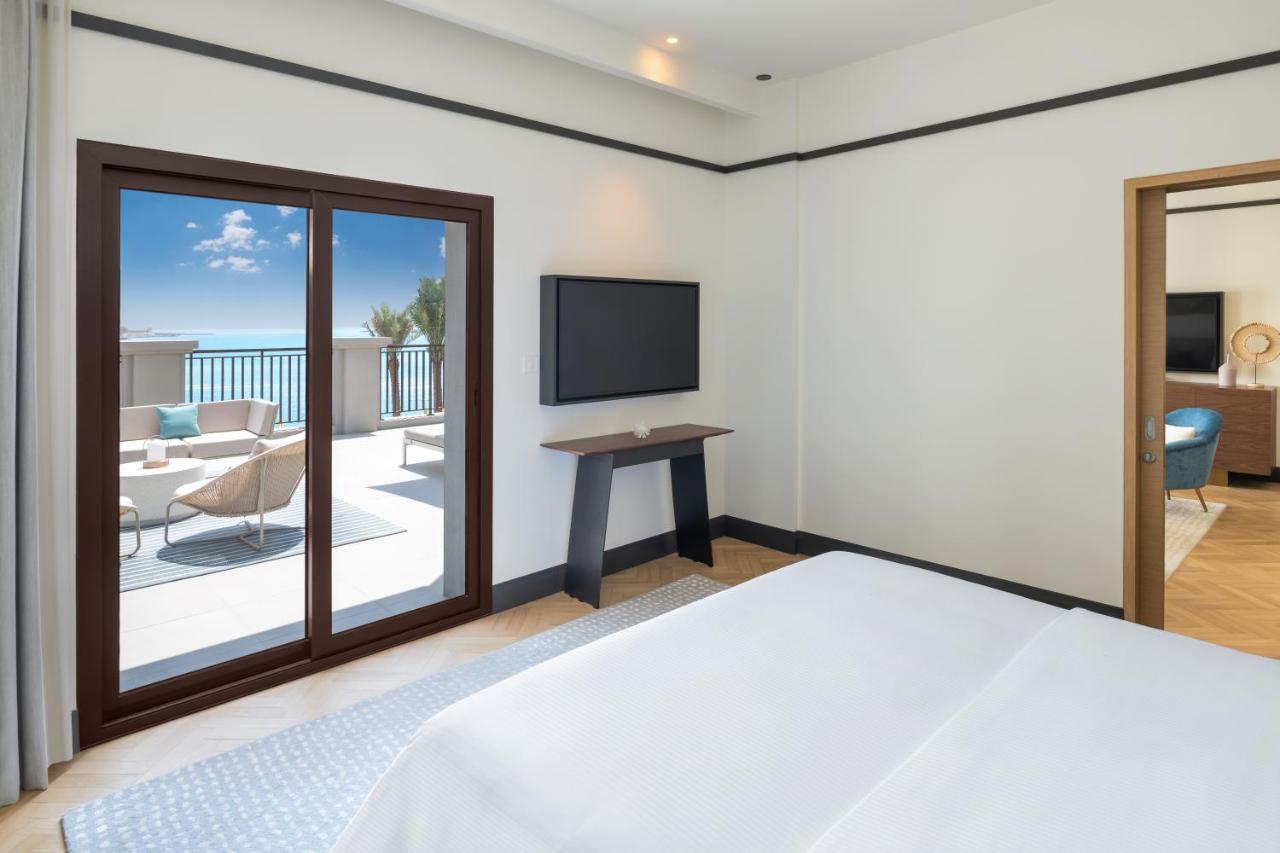 Vida Beach Resort Umm Al Quwain ภายนอก รูปภาพ A bedroom at the hotel