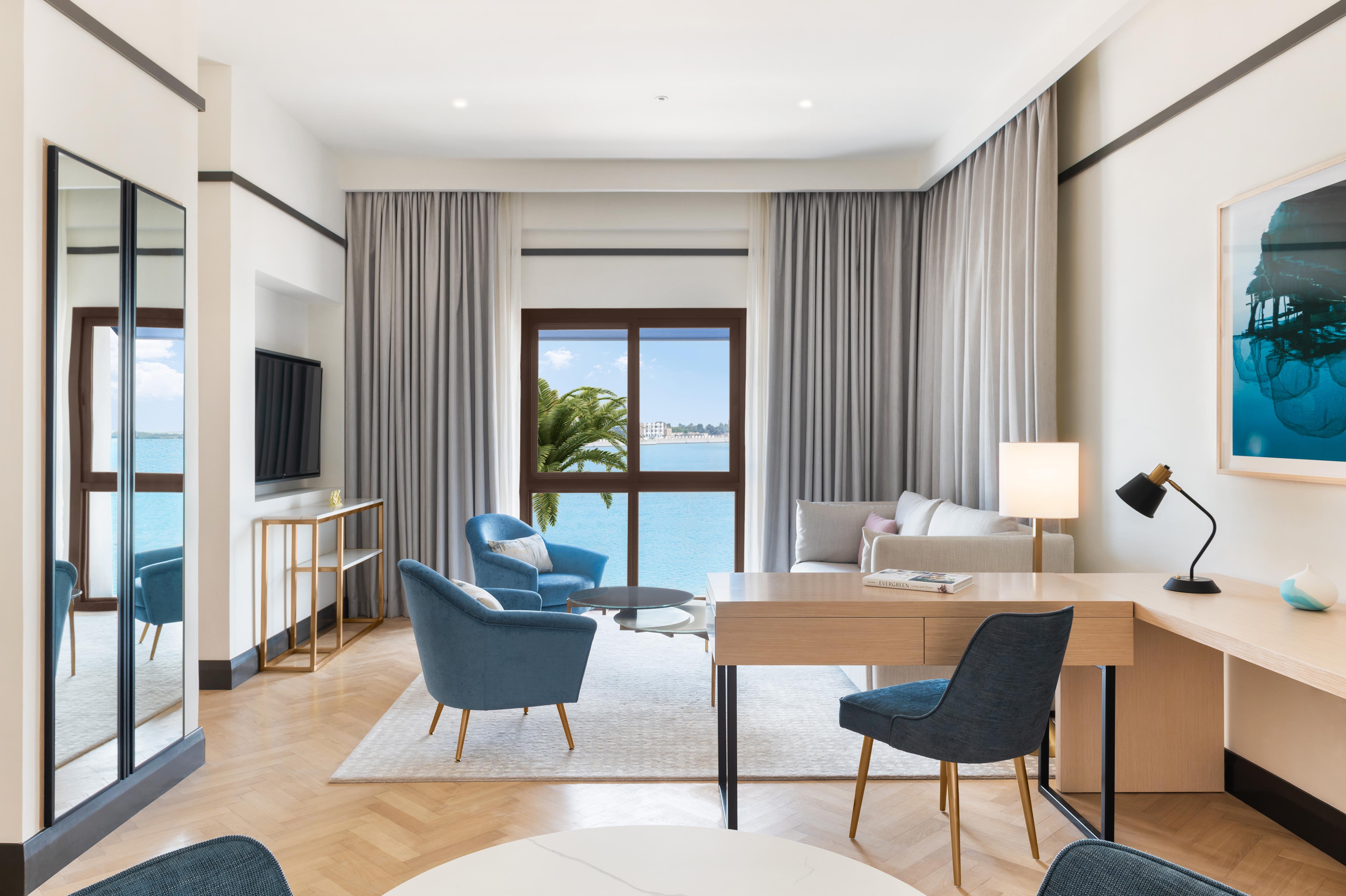 Vida Beach Resort Umm Al Quwain ภายนอก รูปภาพ A suite at the Hilton Ras Al Khaimah